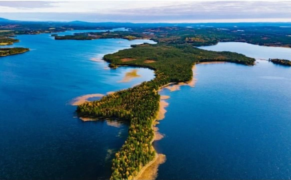 Visita Escocia, el Lago Ness y el Monstruo que lo habita.
